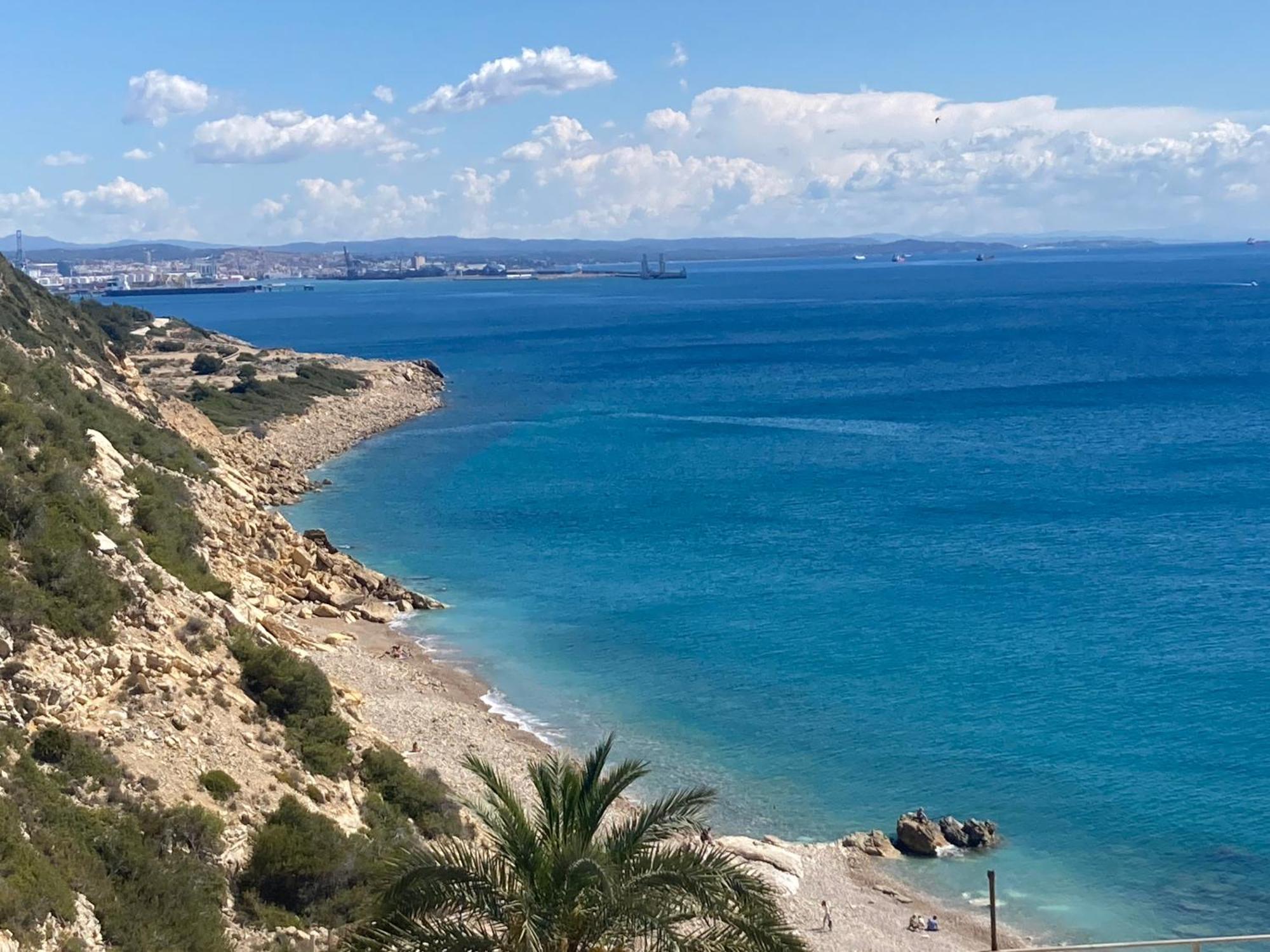 Appartement Vue Mer Avec Piscine Et Wifi Salou Exterior foto